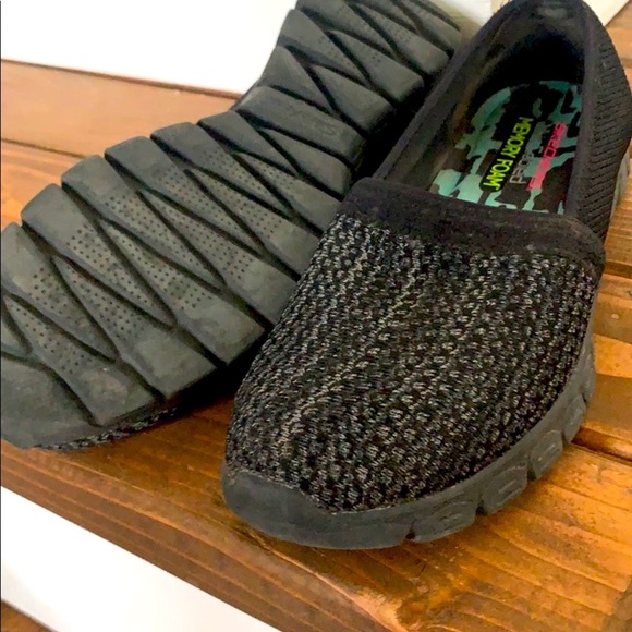 Sketchers Air Cooled Memory Foam Slip On - Picture 1 of 4